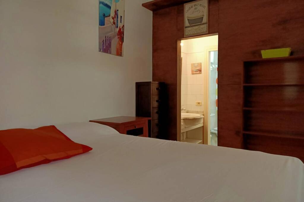 Apartamento-Bungalow Con Jardin Y Garaje Apartment ซานตาครูซ เด เตเนริเฟ ภายนอก รูปภาพ